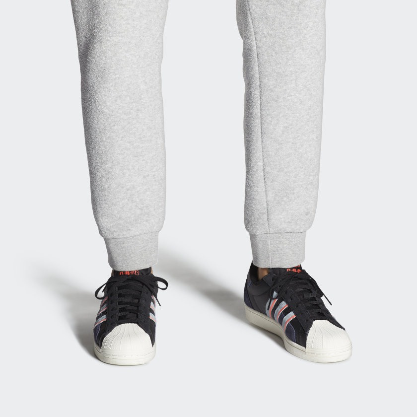 Кроссовки мужские Adidas Superstar черные, 38 EU