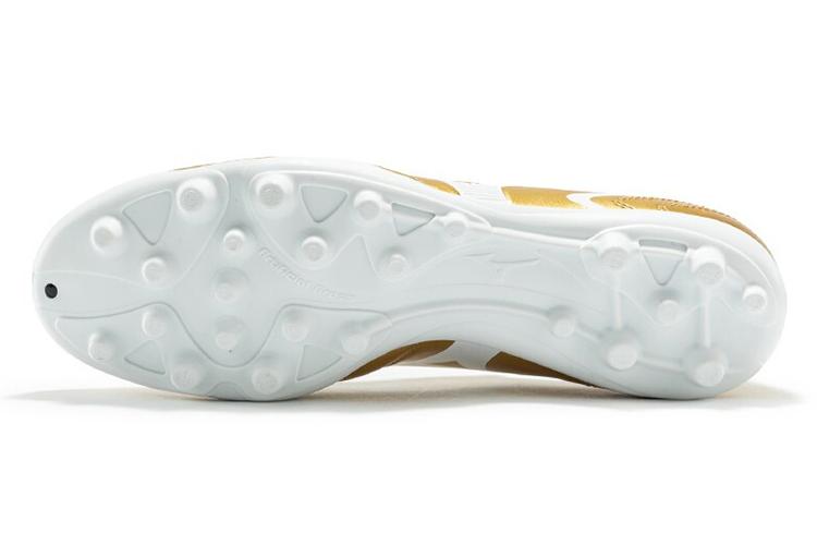 Футбольные бутсы мужские Mizuno Neo Ii золотые, 44.5 EU