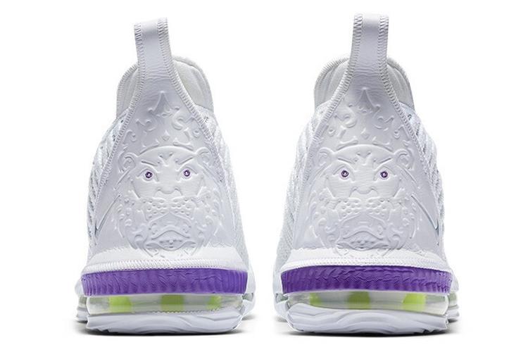 Кроссовки мужские Nike Lebron 16 EP Buzz Lightyear, 44 EU