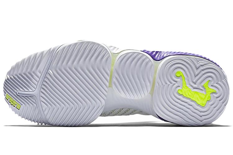 Кроссовки мужские Nike Lebron 16 EP Buzz Lightyear, 44 EU