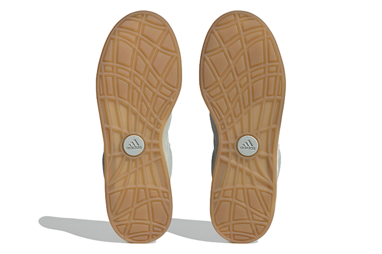 Кроссовки Adidas Adimatic Wonder серебристые, 40 EU