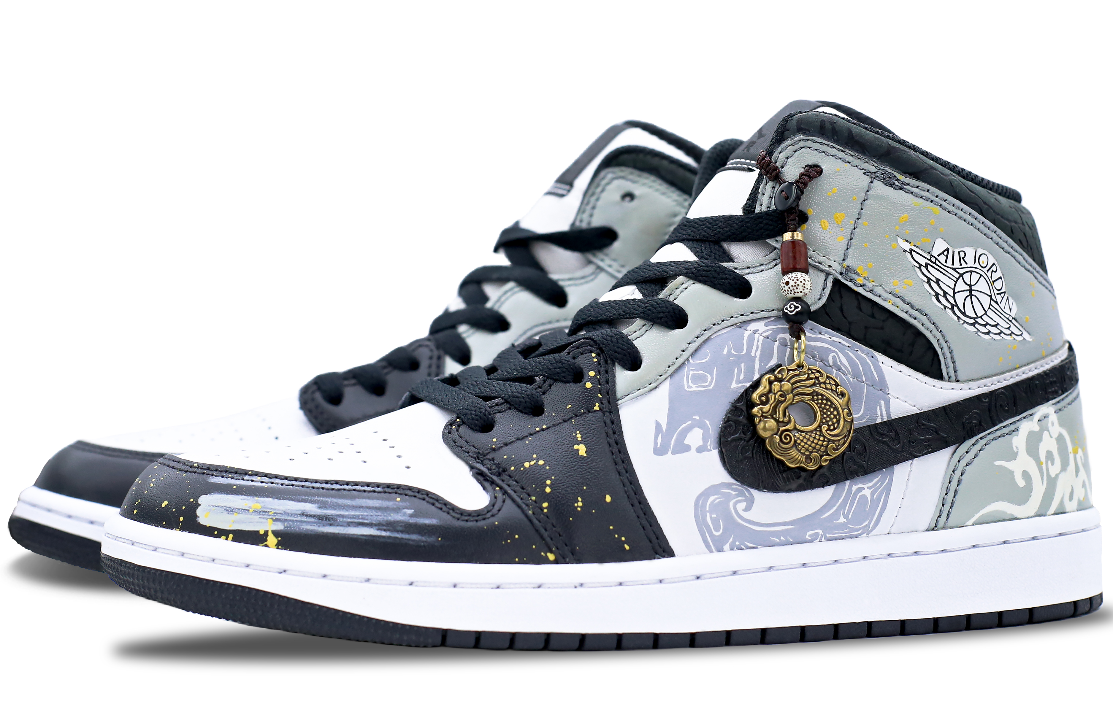 Кроссовки мужские Jordan Air Jordan 1 Mid черные, 41 EU