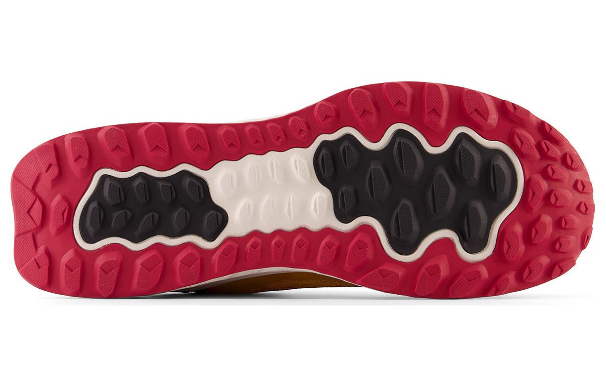 Беговые кроссовки мужские New Balance Garoe желтые, 43 EU