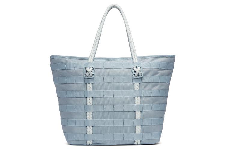 Сумка женская Nike BA4989-363 ледяного голубого цвета