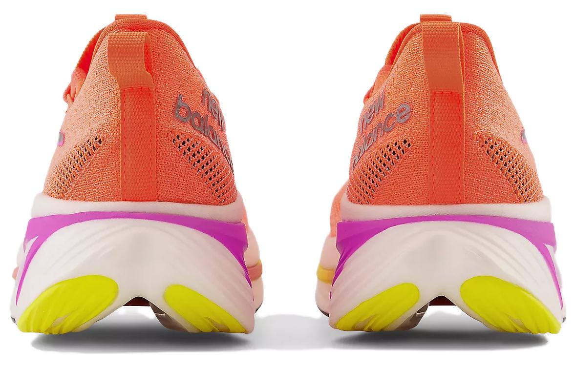 Беговые кроссовки женские New Balance FuelCell SuperComp Elite V3, 36 EU