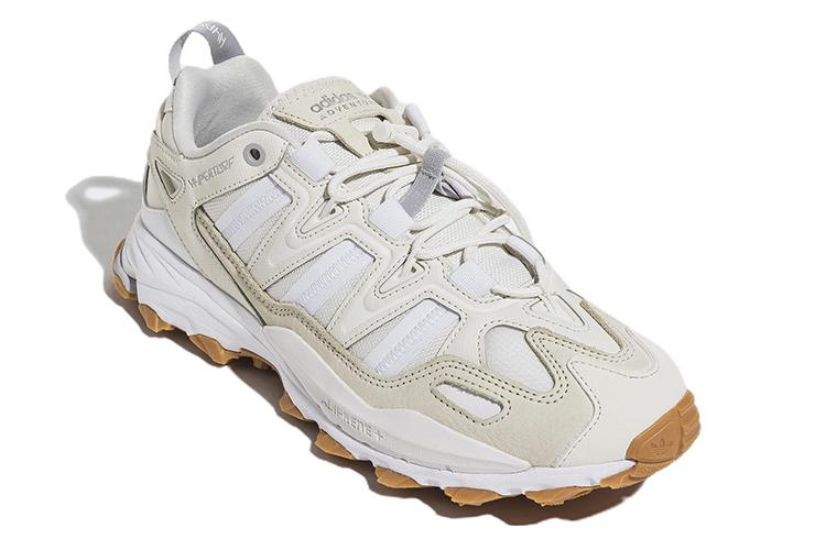 Треккинговые кроссовки унисекс Adidas Hyperturf Adventure белые, 40 EU
