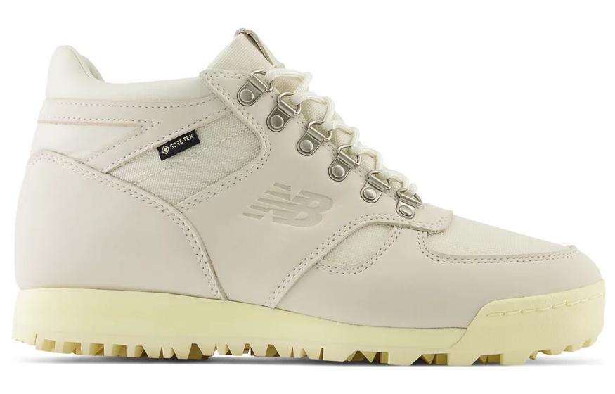 Треккинговые ботинки унисекс New Balance Rainier Gore Tex off white, 40 EU