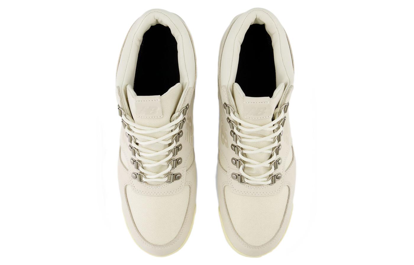 Треккинговые ботинки унисекс New Balance Rainier Gore Tex off white, 40 EU