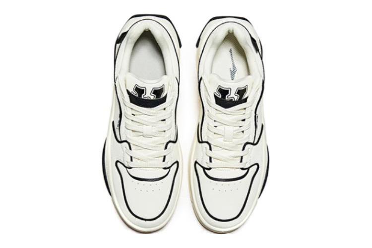 Кроссовки мужские Erke 51123101243-003 белые, черные, 44 EU