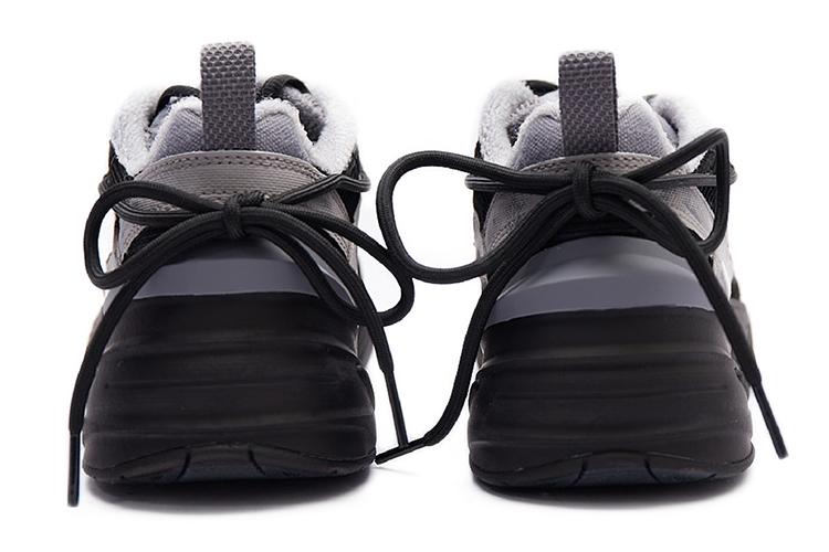 Кроссовки унисекс Nike M2K Tekno SP черно-серые, 40 EU