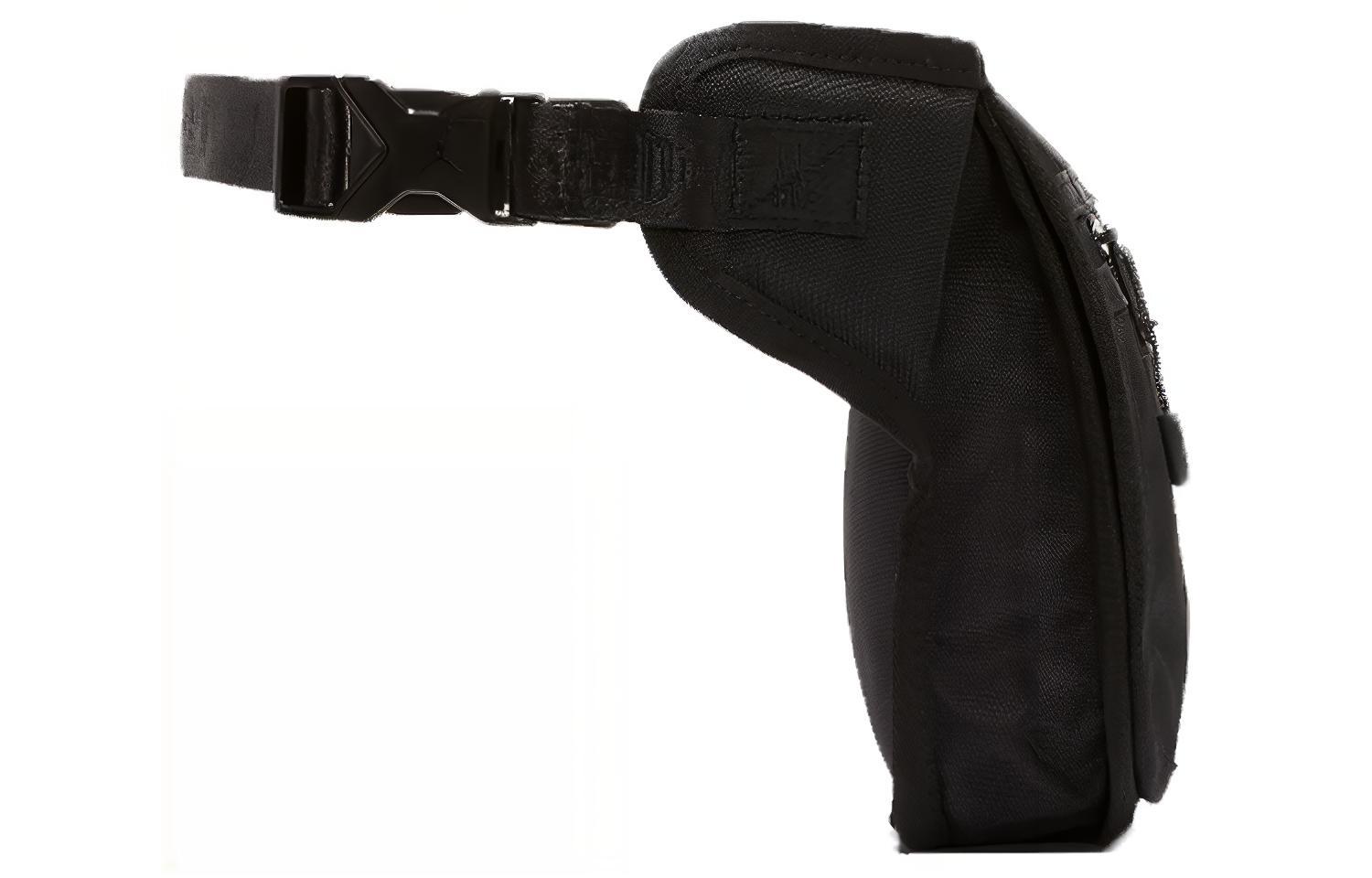 Поясная сумка унисекс Jordan Fanny Pack Regular черная