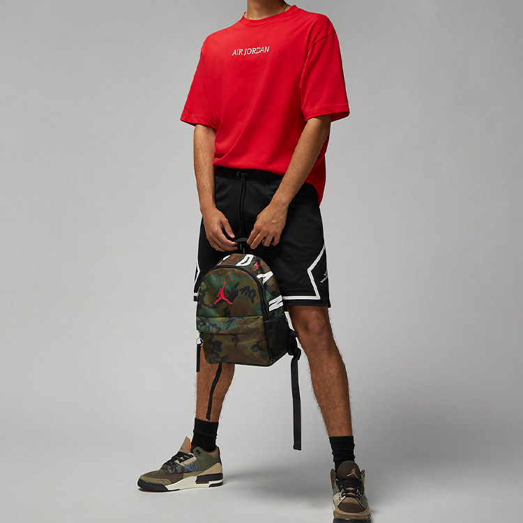 Рюкзак унисекс Jordan Trumpets камуфляжного зелёного цвета