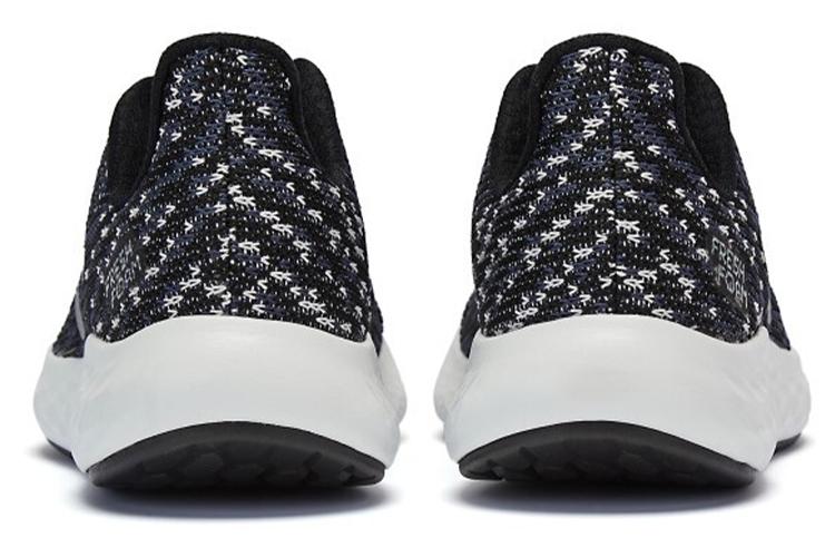 Кроссовки женские New Balance Fresh Foam Series черные серебристые, 37 EU