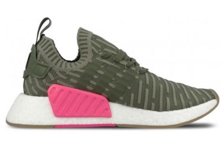 Кроссовки женские Adidas NMD R2 серые, 40 2/3 EU