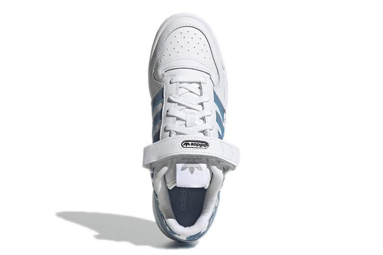 Кеды женские Adidas Forum Low Floral ambient sky, 38 2/3 EU