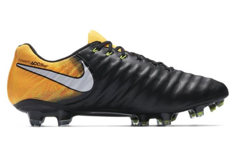 Футбольные бутсы мужские Nike Tiempo Legend 7 FG черные, 40.5 EU