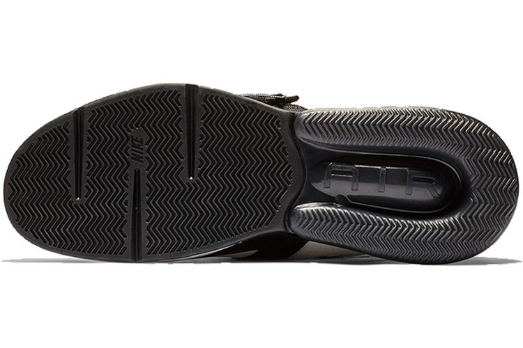 Кроссовки мужские Nike Air Force 270 Utility черные, 45 EU