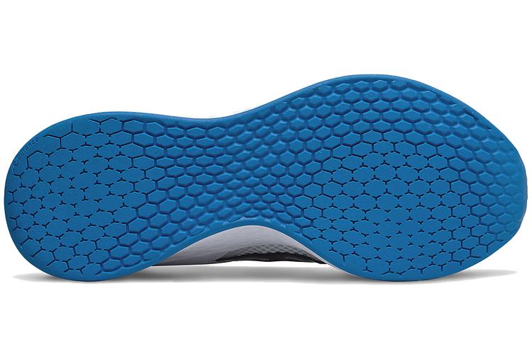 Кроссовки мужские New Balance Fresh Foam Roav Hi белые-голубые, 42.5 EU