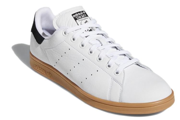 Спортивные кеды мужские Adidas Originals Stan Smith Adv белые, черные, 42 EU