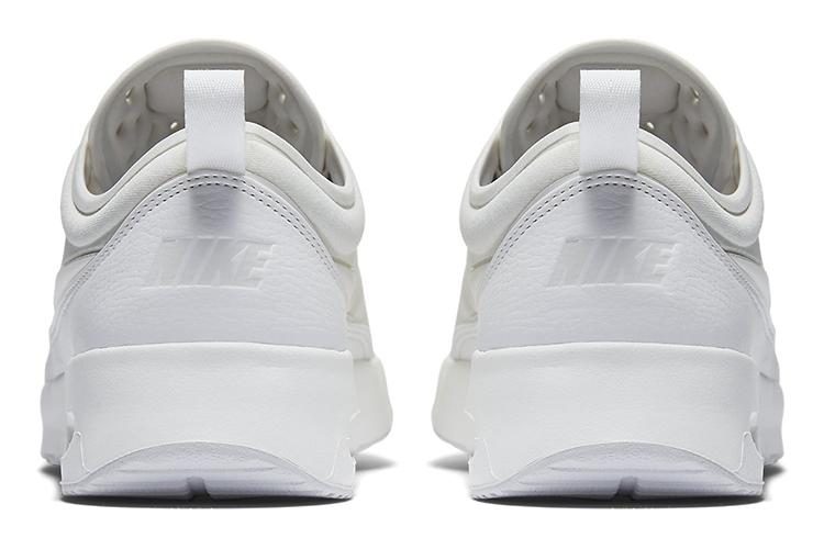 Кроссовки женские Nike Air Max Thea Ultra Premium белые, 40 EU