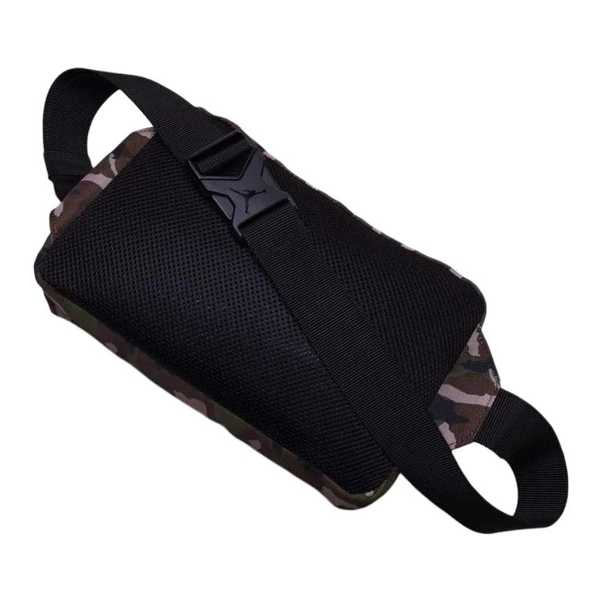 Сумка унисекс Jordan 9A0292-650 камуфляж армейский зелёный, OSFA EU