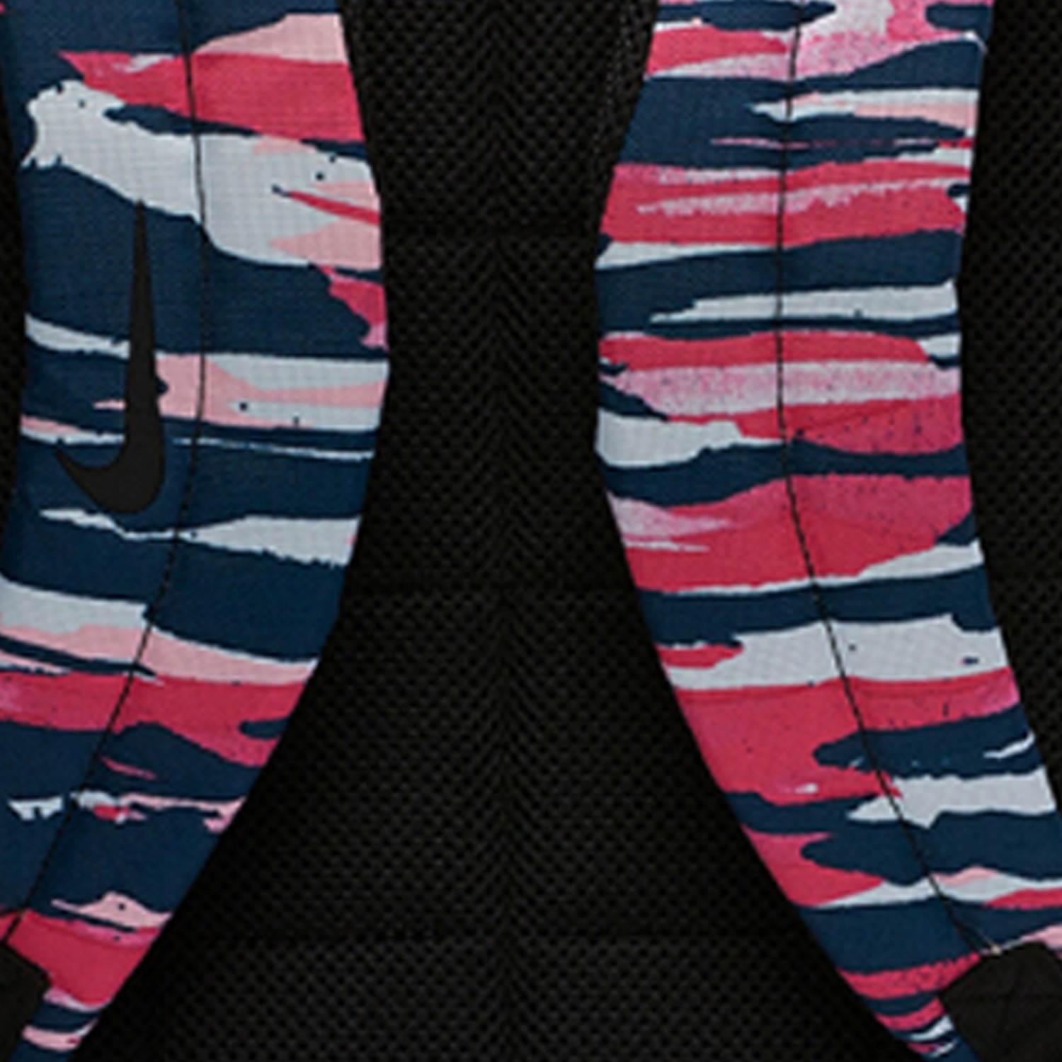 Рюкзак унисекс Nike BA6192-013 черно-красный