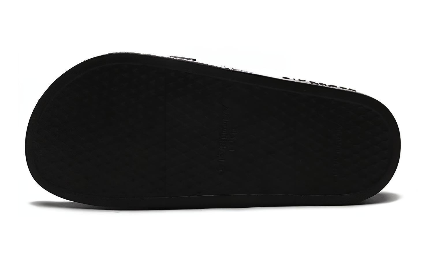 Шлепанцы женские Givenchy BE3004E188-116 белые, черные, 36 EU