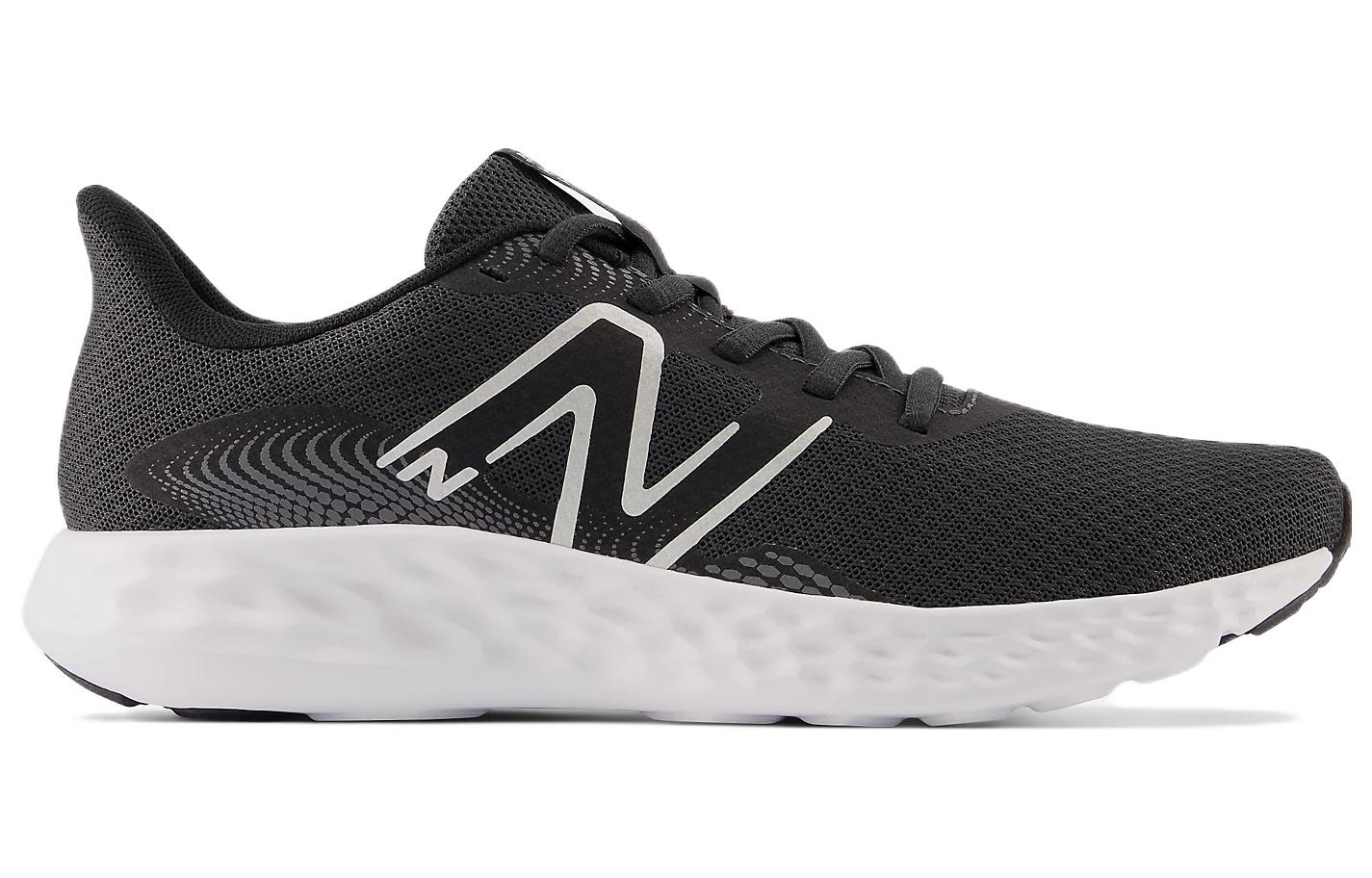 Кроссовки женские New Balance NB 411 V3 черно-белые, 37 EU