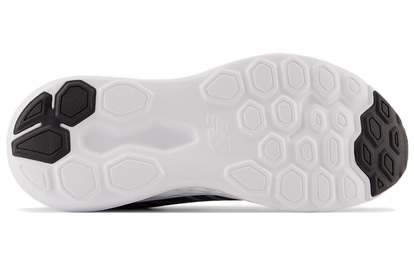 Кроссовки женские New Balance NB 411 V3 черно-белые, 37 EU