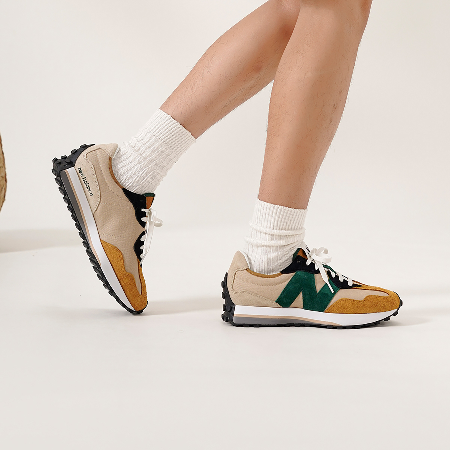 Кроссовки New Balance 327 Workwear Nightwatch Green, 37 EU