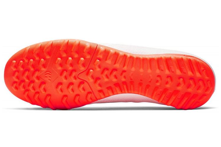 Футбольные бутсы мужские Nike Mercurial Vapor 12 бело-оранжевые, 44 EU