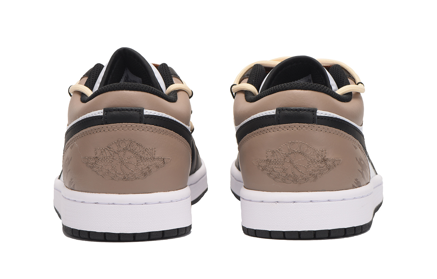 Кроссовки мужские Jordan Air Jordan 1 Low черные, 44.5 EU