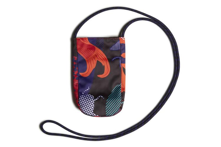 Сумка Adidas Originals GT6661 черная и красная