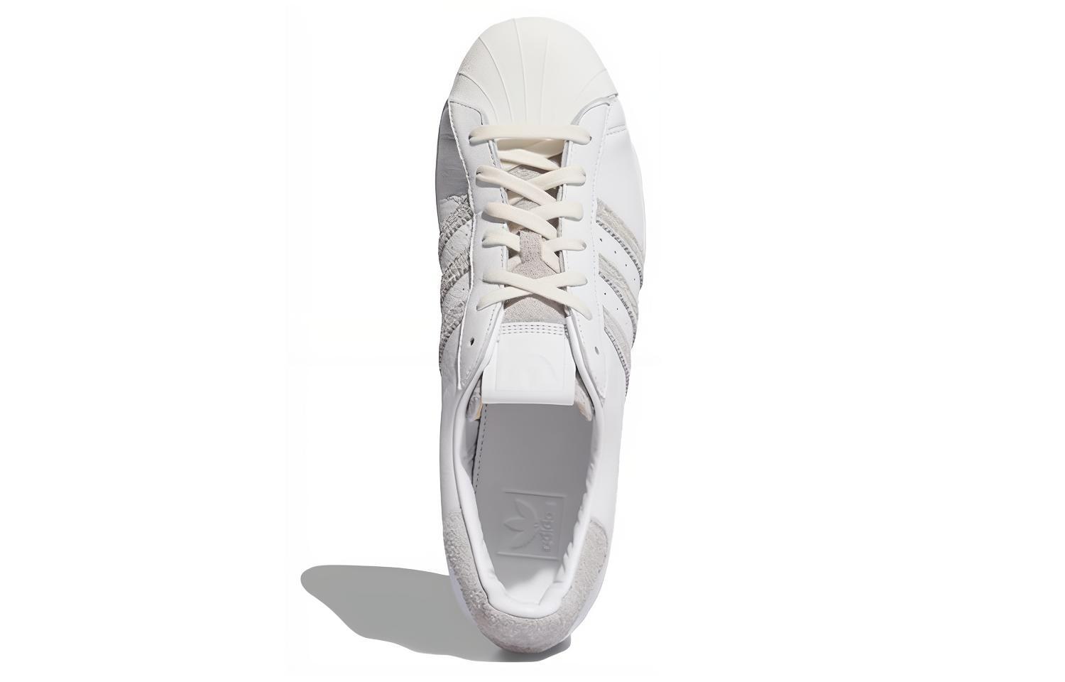 Кроссовки унисекс Adidas Superstar белые и бежевые, 38 EU