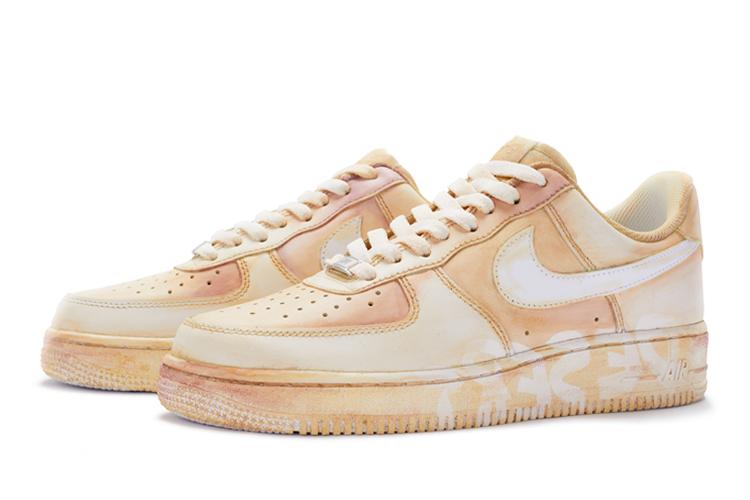 Кеды женские Nike Air Force 1 Low GS бежевые, 40 EU