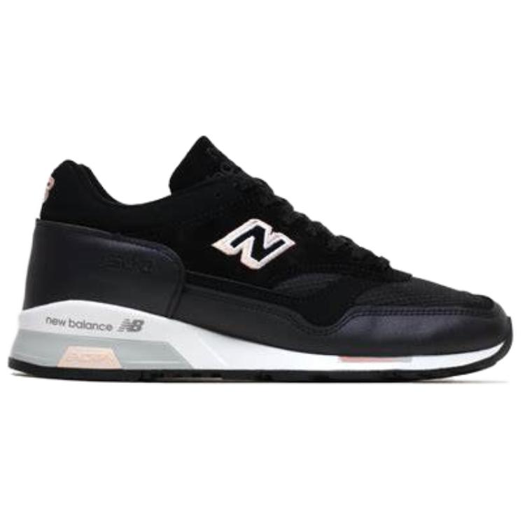 Кроссовки женские New Balance NB 1500 черные-белые, 36.5 EU