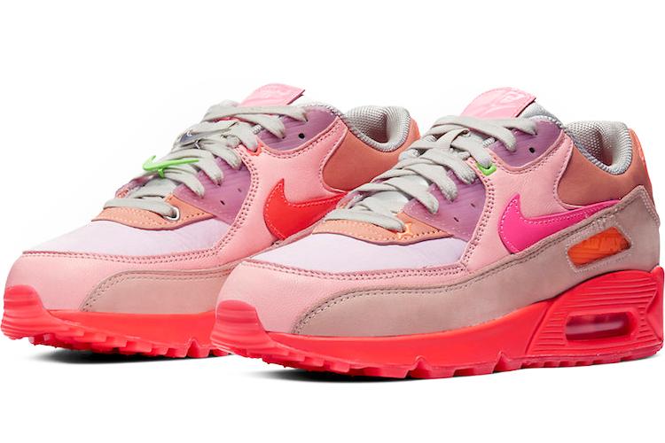 Кроссовки женские Nike Air Max 90 Prm platinum crimson/bright purple, 44.5 EU