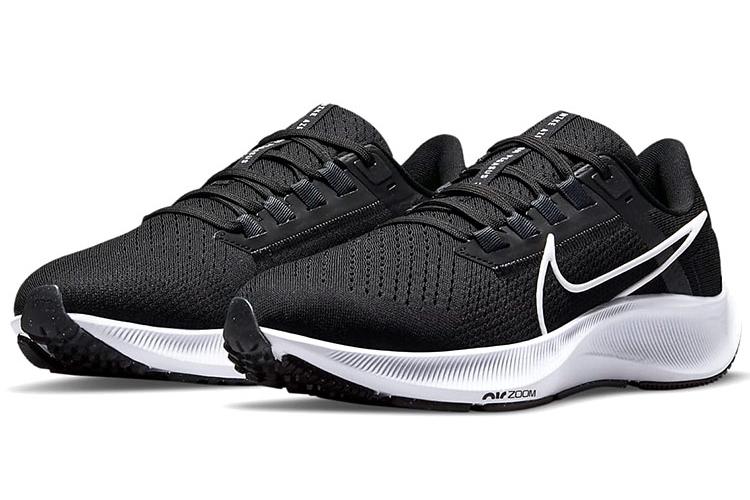 Кроссовки женские Nike Air Zoom Pegasus 38 черно-белые, 42 EU