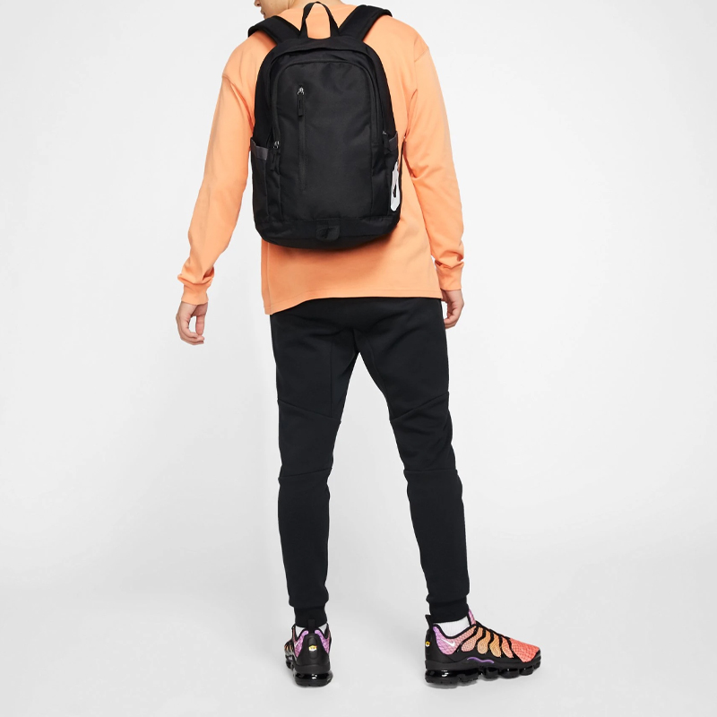 Рюкзак унисекс Nike BA6103-013 черный