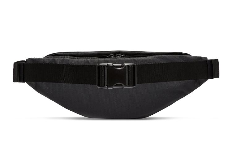 Поясная сумка унисекс Nike Sportswear CZ7938-070 черная