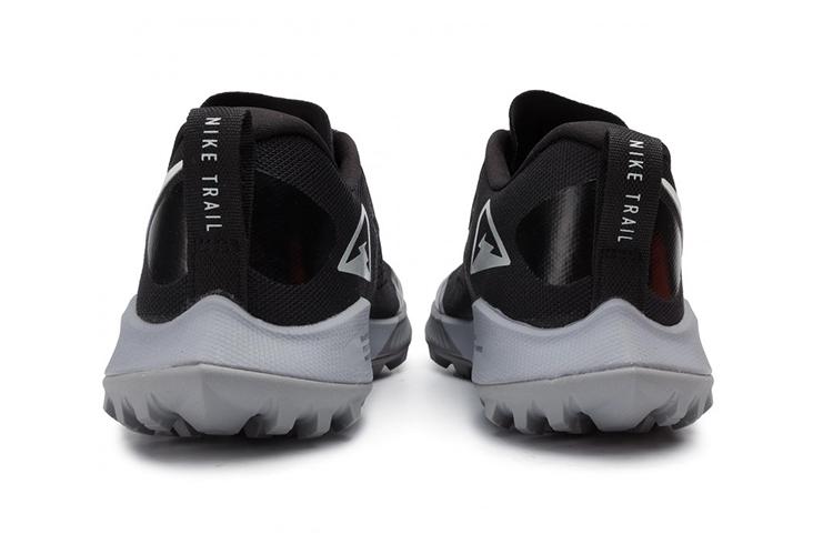 Кроссовки женские Nike Air Zoom Terra Kiger 5 черные, 40 EU