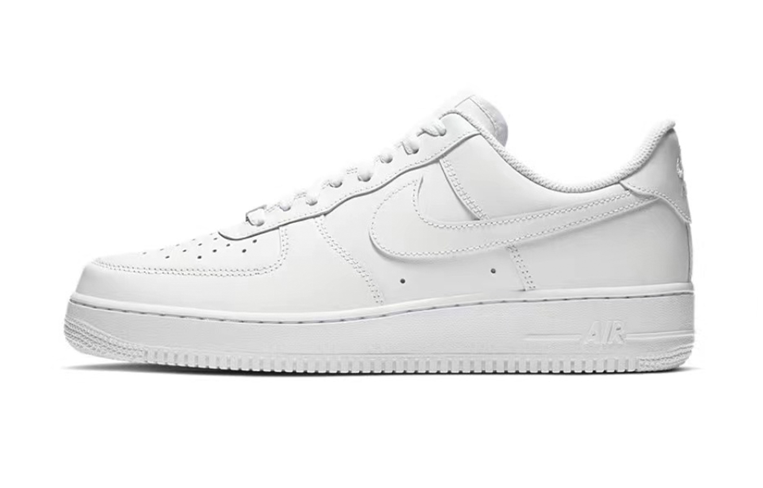 Кеды женские Nike Air Force 1 Low GS белые с голубым, 40.5 EU