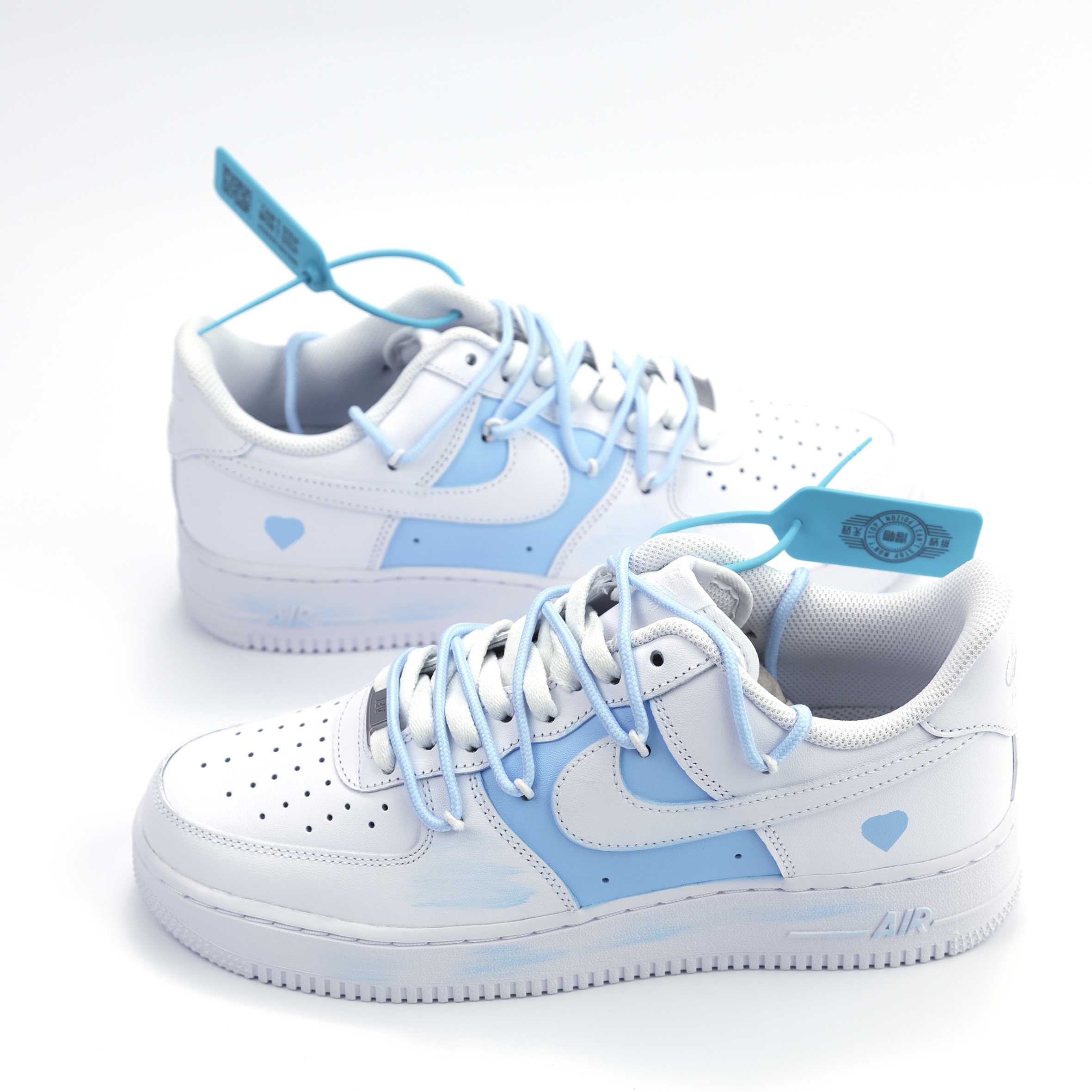 Кеды женские Nike Air Force 1 Low GS белые с голубым, 40.5 EU