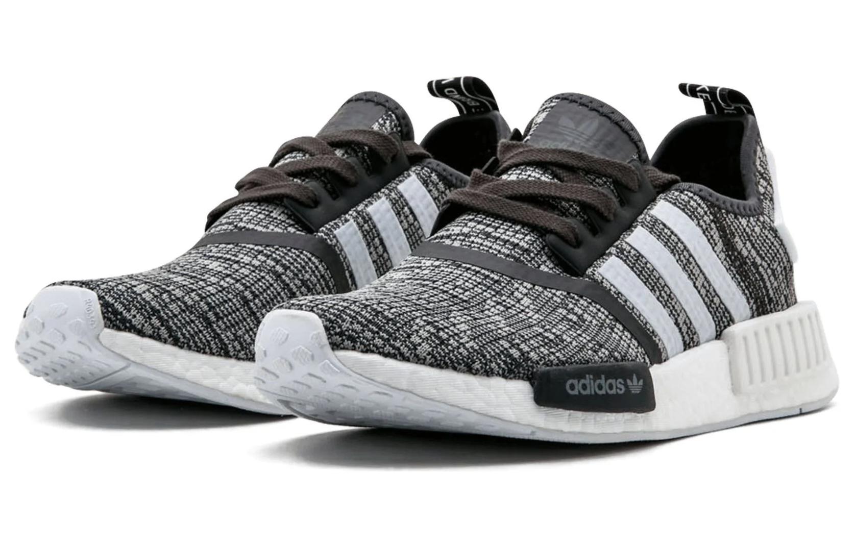 Кроссовки женские Adidas NMD R1 Glitch, medium grey, 42 EU