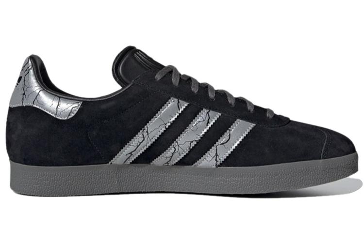 Кеды унисекс Adidas Gazelle Star Wars The Mandalorian Darksaber черные-серые, 42 2/3 EU