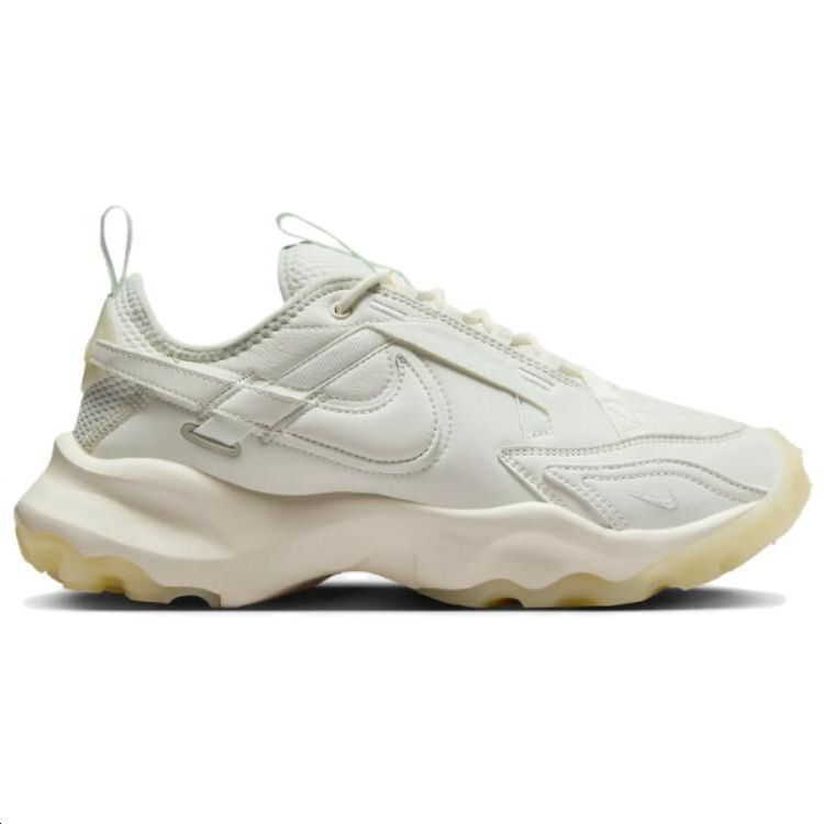 Кроссовки женские Nike TC 7900 Premium светло-зеленые, 39 EU