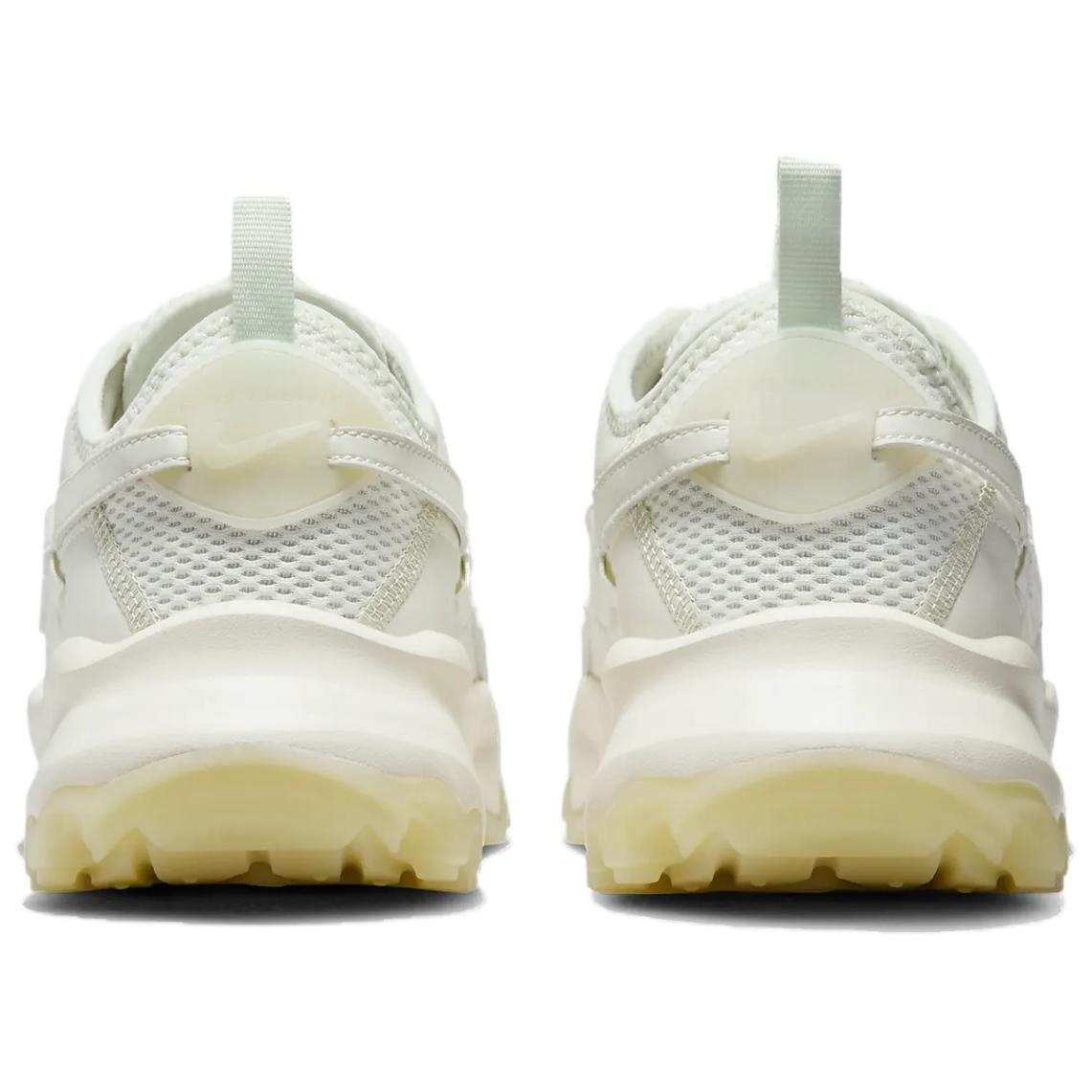 Кроссовки женские Nike TC 7900 Premium светло-зеленые, 39 EU