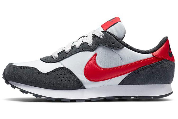 Кроссовки женские Nike MD Valiant GS темно-серые, 39 EU