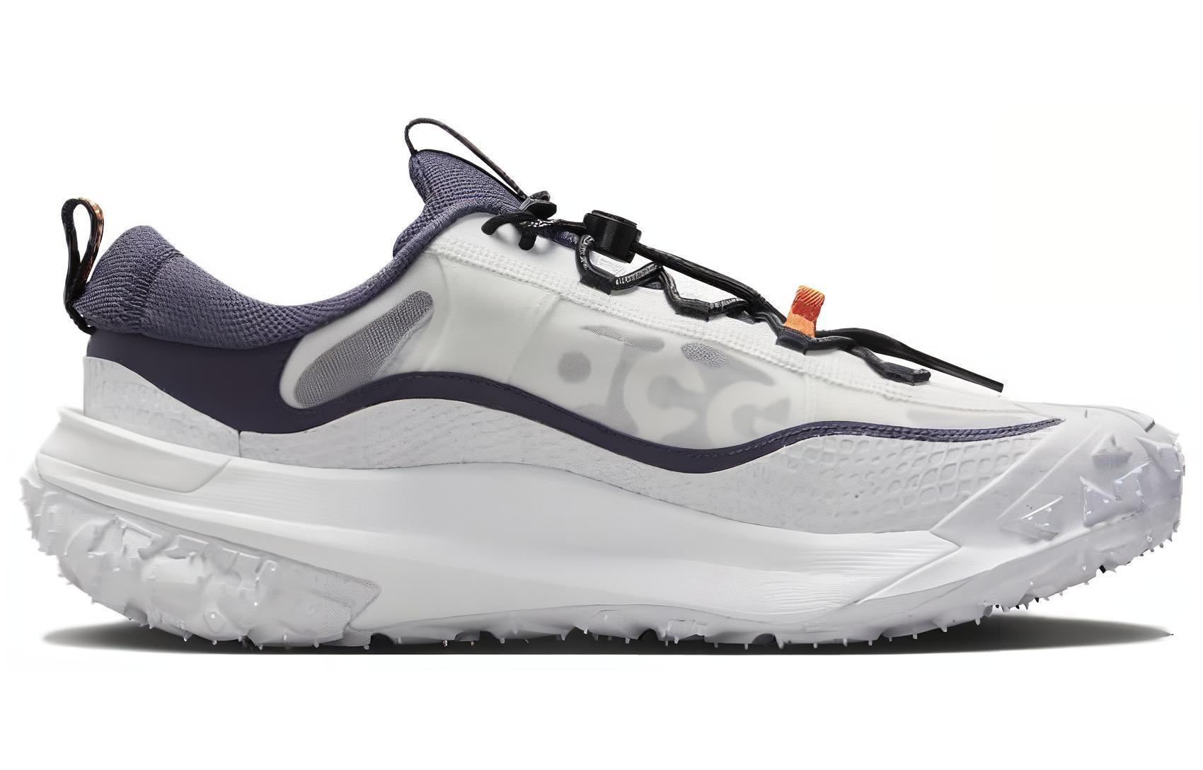 Спортивные ботинки мужские Nike ACG Mountain Fly 2 Low белые и ярко-мандариновые, 40 EU