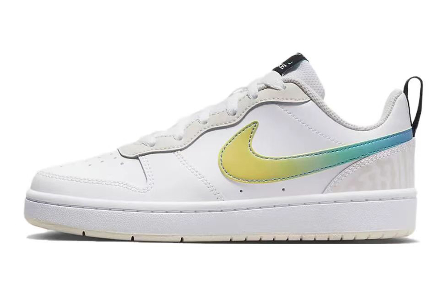 Кеды женские Nike Court Borough Screaming Rabbit Low-Top желтые, 36 EU